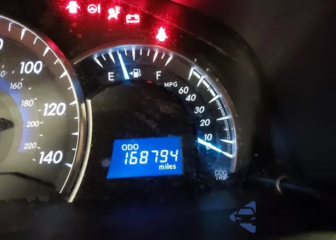 2013 Toyota Camry Xle z USA, uszkodzony, nr VIN 4T4BF1FK5DR290368